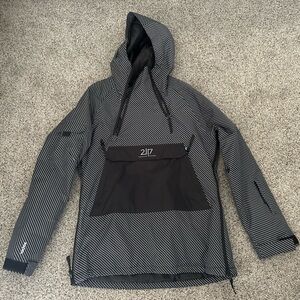 2117 Women’s Snow Jacket